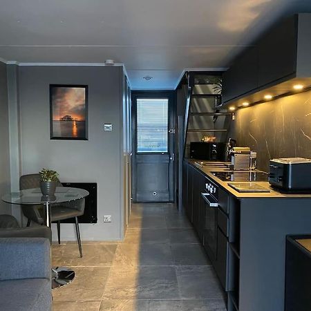 Seascape - Floating Home At Brighton Marina With Free Parking Esterno foto