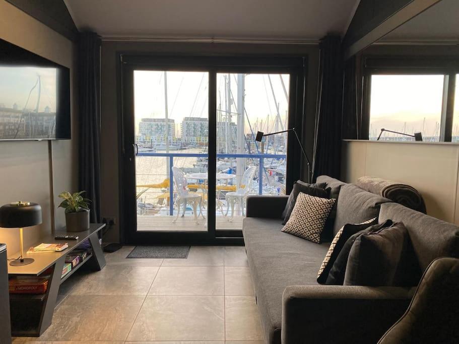 Seascape - Floating Home At Brighton Marina With Free Parking Esterno foto